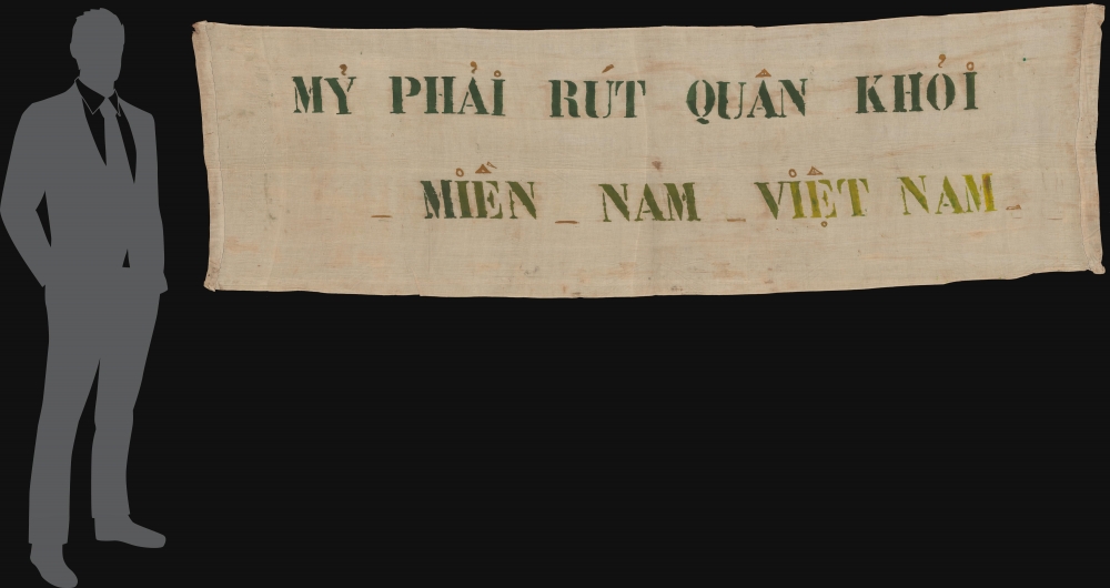 Mỹ Phải Rút Quân Khỏi Miền Nam Việt Nam. [America Must Withdraw Troops from South Vietnam.] - Alternate View 1